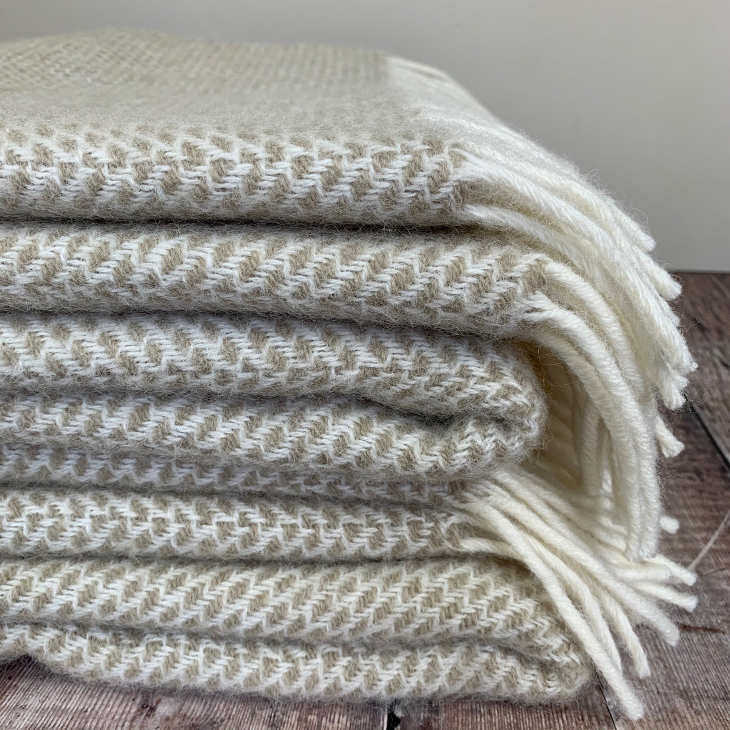 Oatmeal Beehive Throw